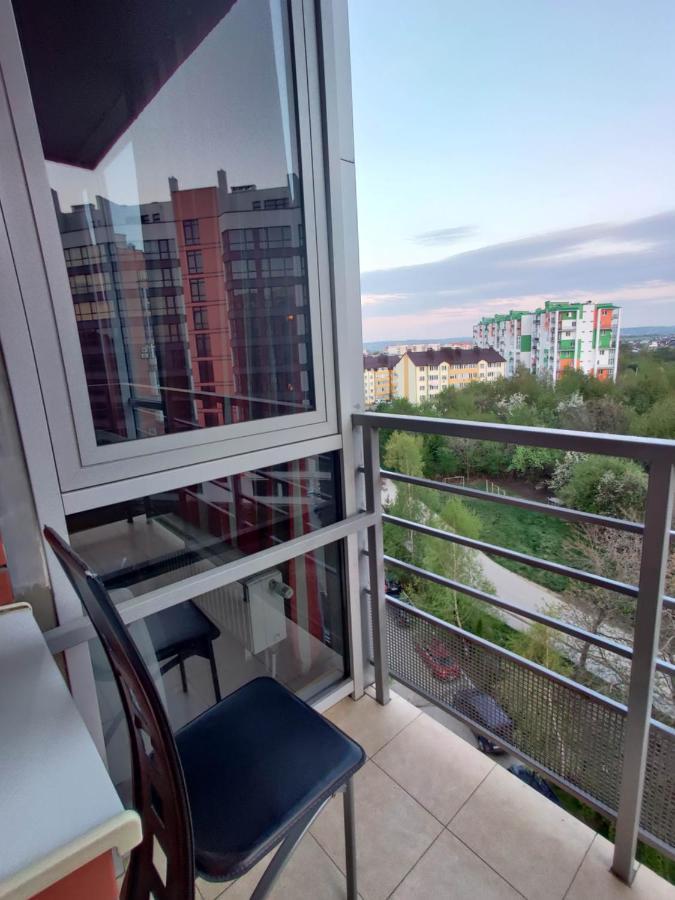 Micromegas Apartments Chernivtsi Luaran gambar