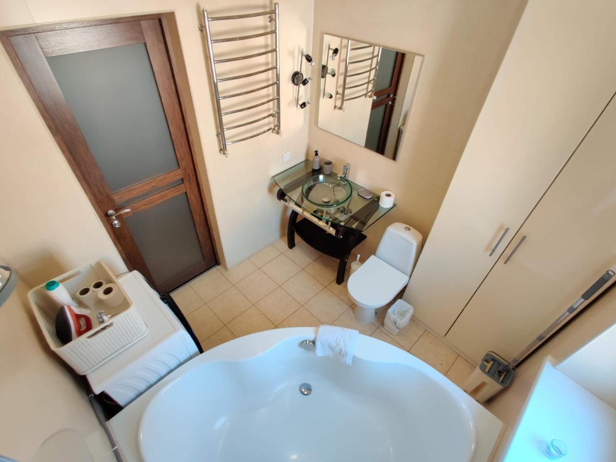 Micromegas Apartments Chernivtsi Luaran gambar